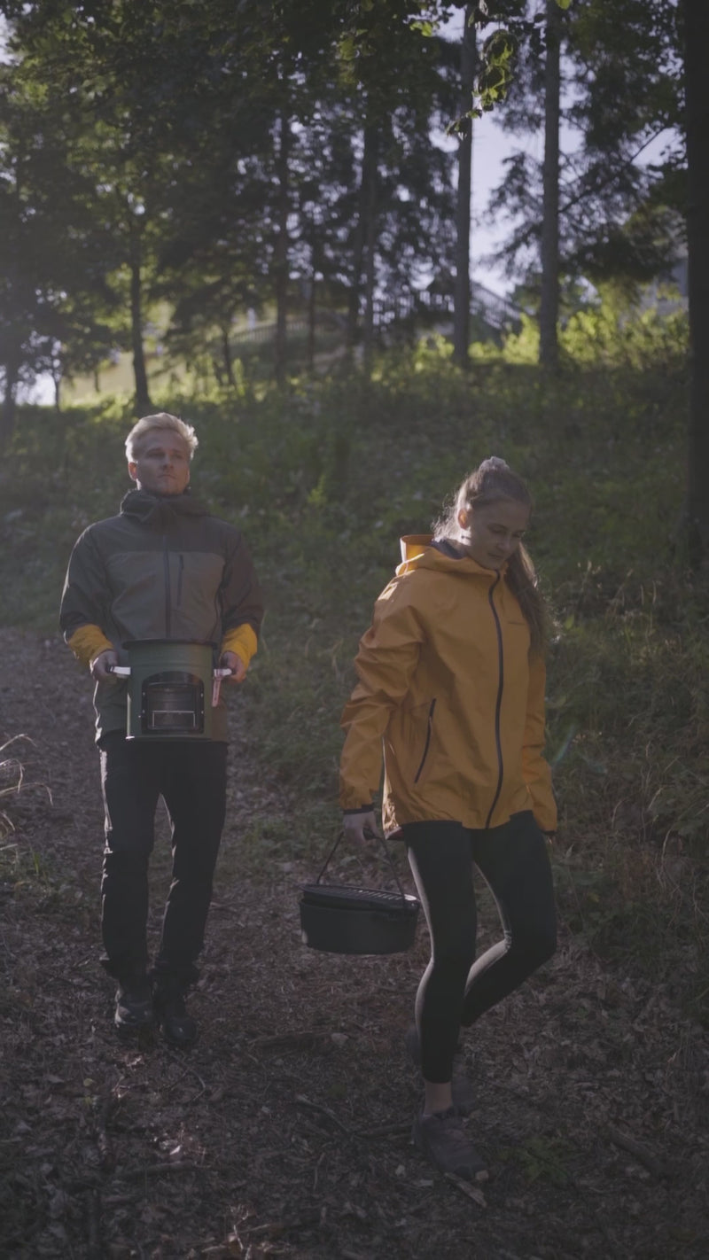 Laden und spielen Sie Video in Galerie -Viewer, Multi Dutch Oven - Protection Shield Emaille
